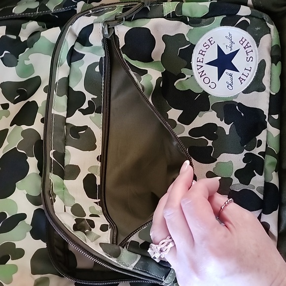Converse Backpack 🎒 - Picture 4 of 8